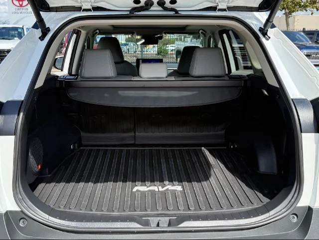Certified Used 2025 WIND CHILL PEARL Toyota Limited image 28