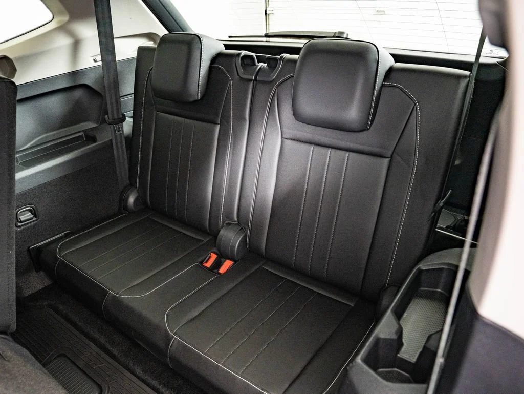 Used 2023 Platinum Gray Metallic Volkswagen 2.0T SE image 47