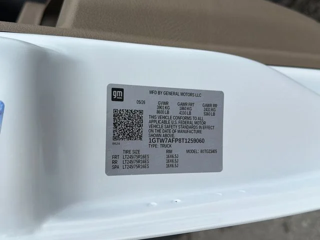 New 2026 White GMC Work Van image 26