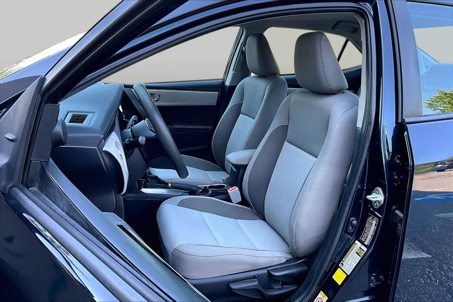 Used 2019 Galactic Aqua Mica Toyota LE image 8