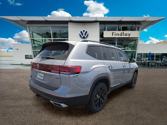 New 2026 Silver Volkswagen 2.0T SE w/Technology image 4