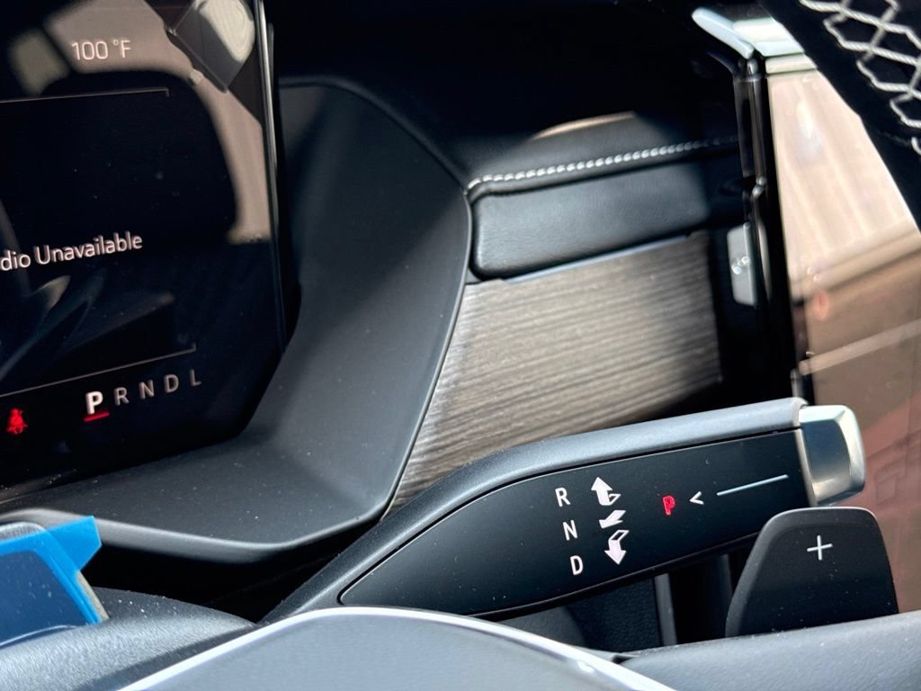 2026 GMC Acadia Denali - Photo 32