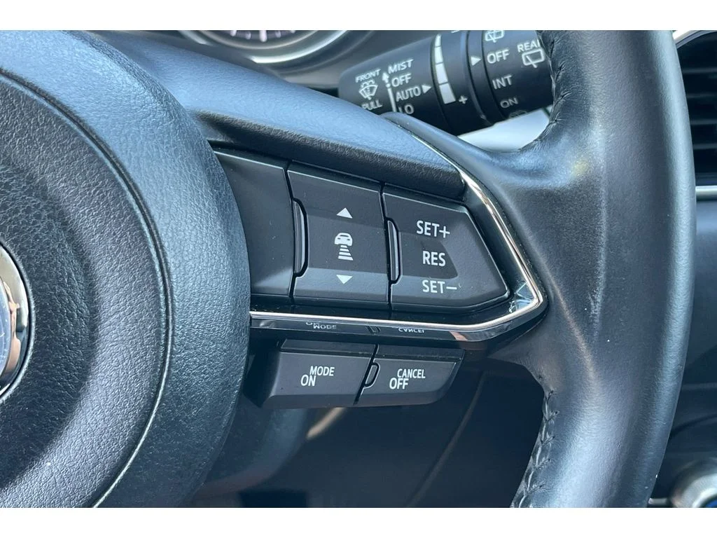 Used 2021 Snowflake White Pearl Mica Mazda Touring image 37