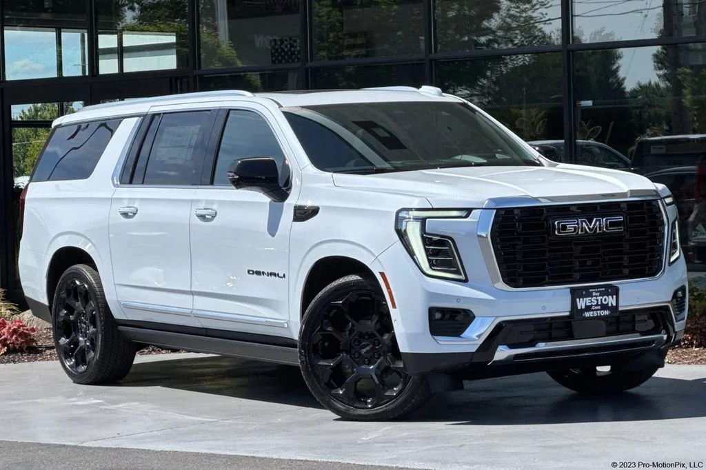 2026 GMC Yukon Denali AWD's photo