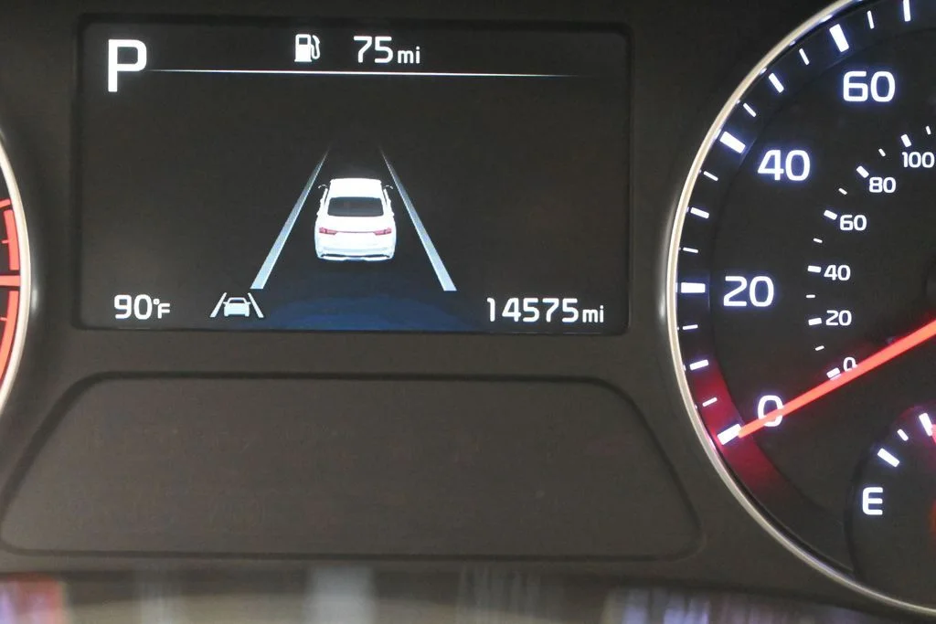 Used 2023 Gravity Gray Kia LXS image 23