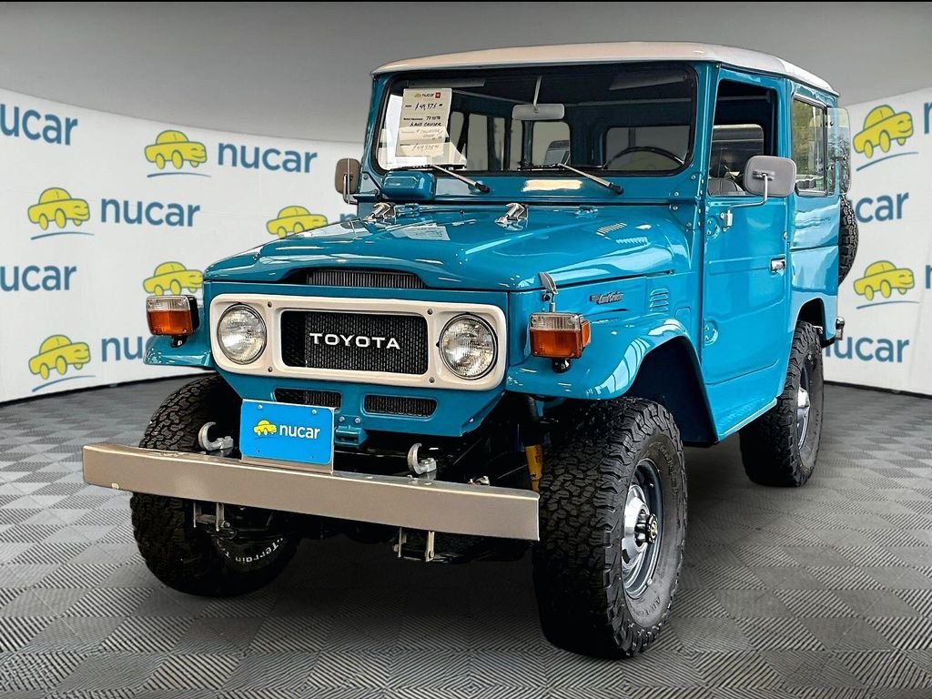 Used 1980 Blue Toyota  image 3