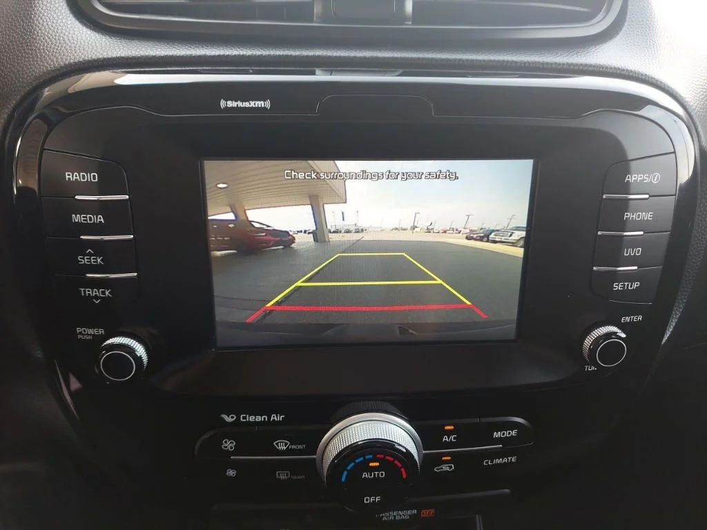 Used 2018 Black Kia Exclaim image 27