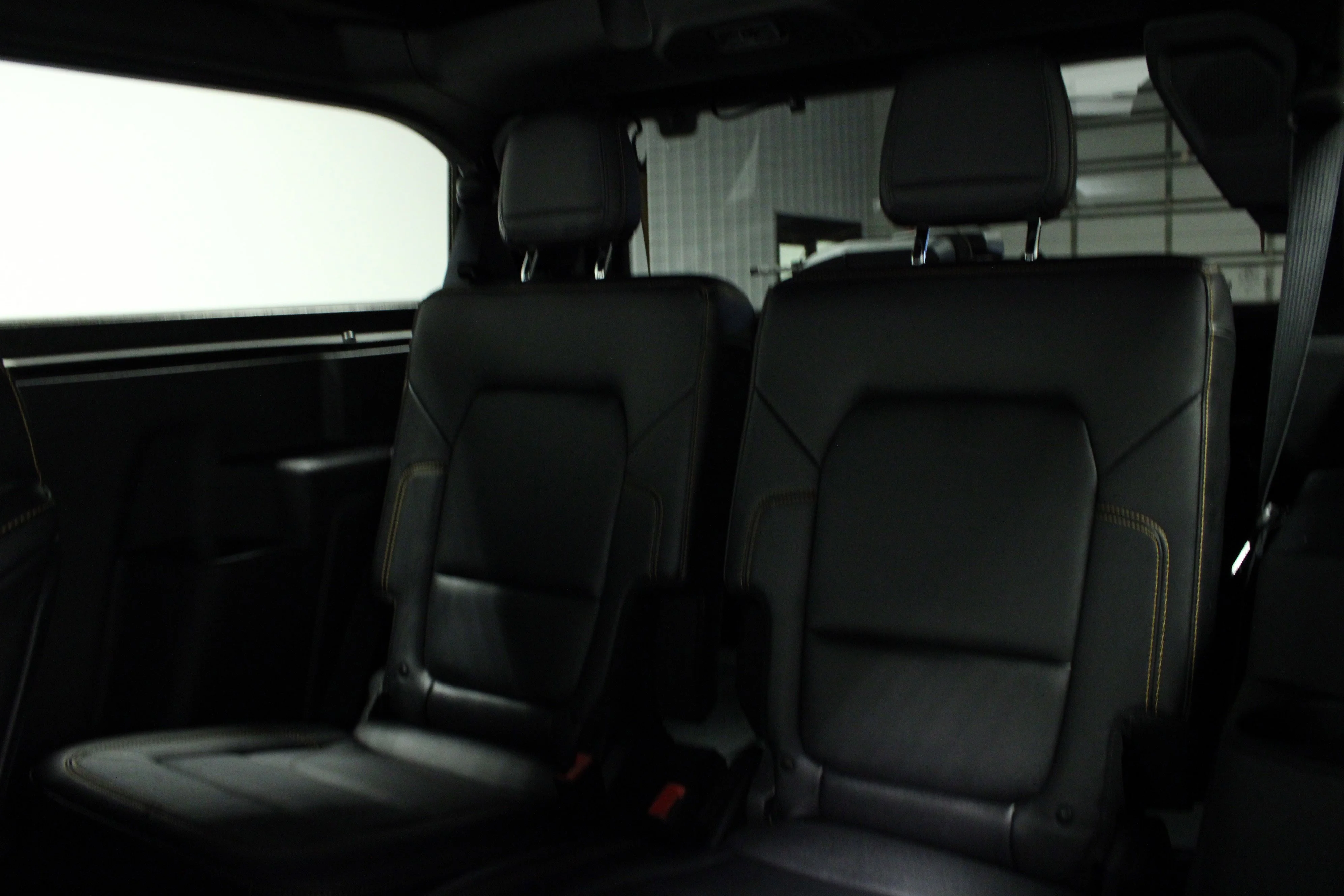 Used 2024 Shadow Black Ford Badlands image 13