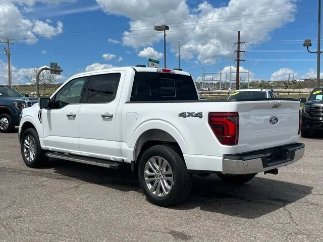 Used 2024 White Ford LARIAT image 3