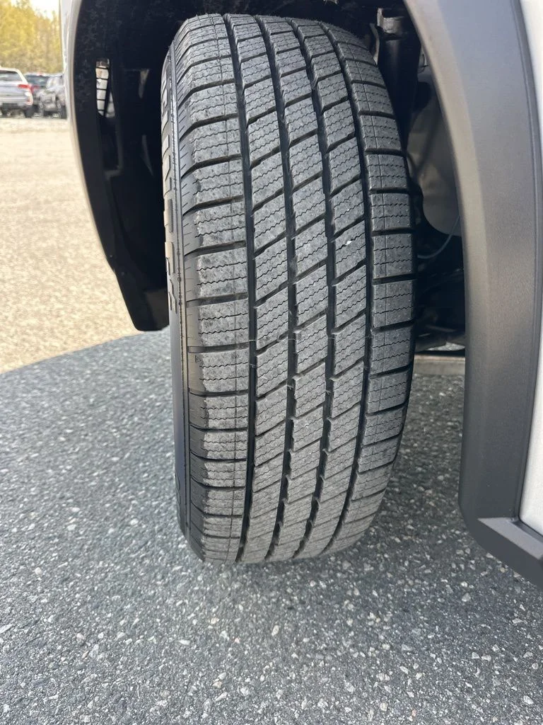 Used 2025 Silver Nissan SV image 30