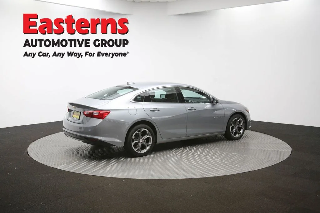 Used 2024 Silver Nissan 2.5 SV image 39