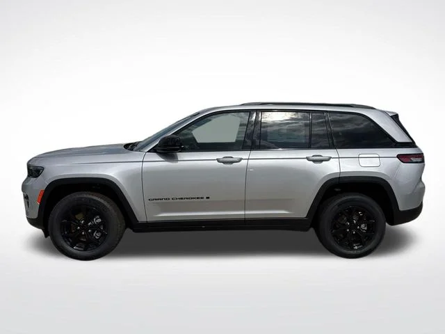 New 2025 Silver Jeep Altitude X image 20
