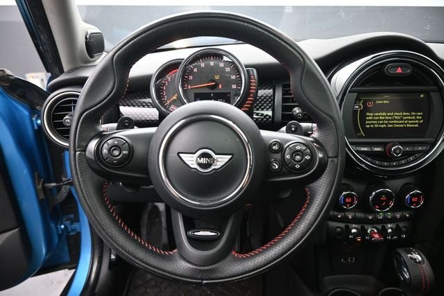 Used 2015 Blue MINI Base image 4