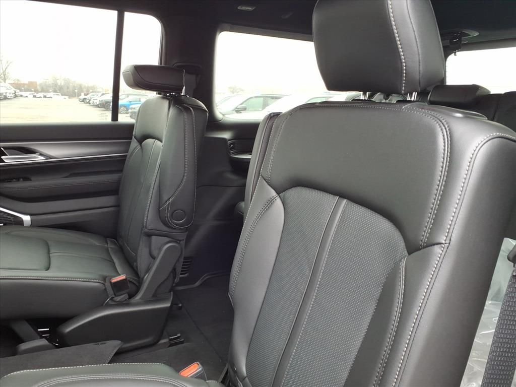 New 2026 Steel Blue Exterior Paint Jeep  image 12