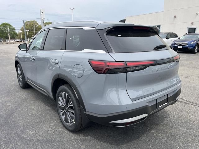New 2027 HARBOR GRAY INFINITI Luxe AWD image 5
