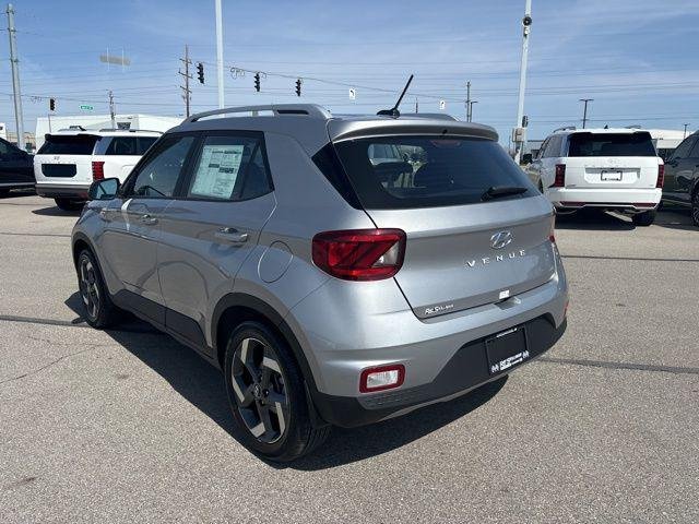 New 2026 Shimmering Silver Hyundai SEL image 42