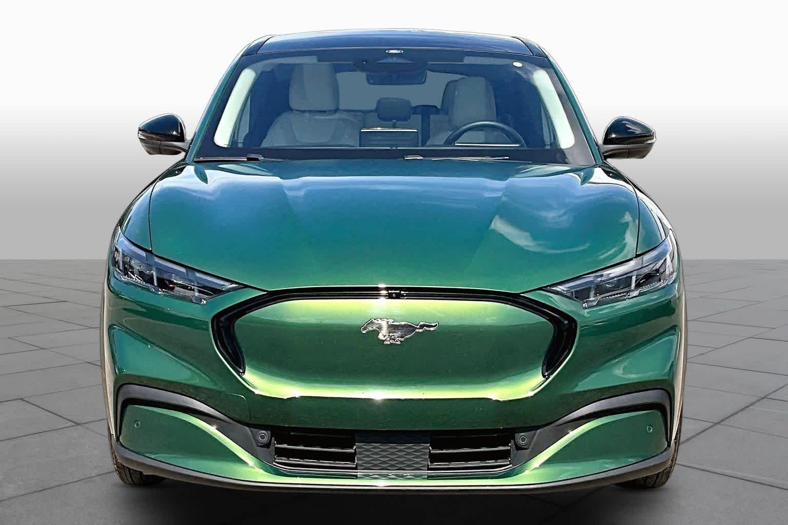 Certified Used 2025 Eruption Green Metallic Ford Premium image 3
