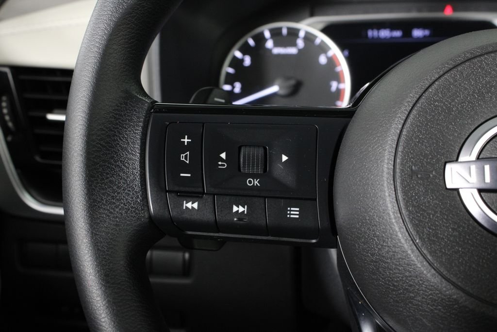 2023 Nissan Rogue SV - Photo 25