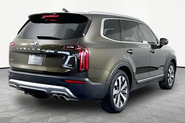 Used 2020 Green Kia EX image 6