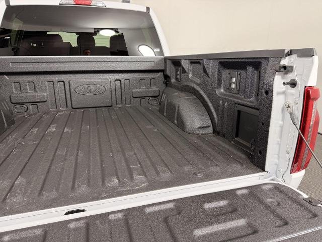New 2026 Oxford White Ford XLT image 6