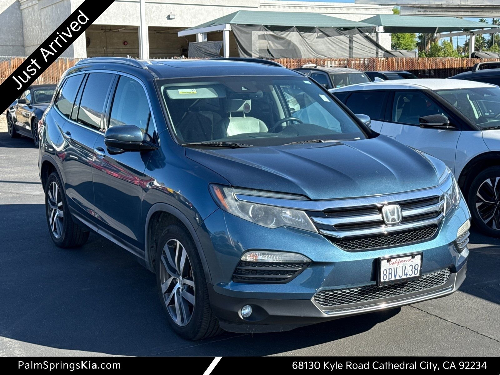 2017 Honda Pilot 4WD Touring's photo