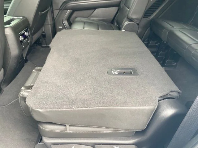 Used 2022 Summit White Chevrolet Z71 image 36