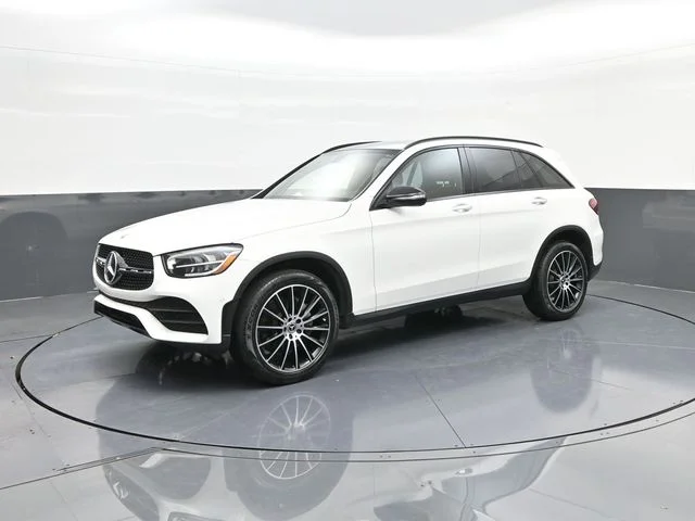 2021 Mercedes-Benz GLC GLC300's photo