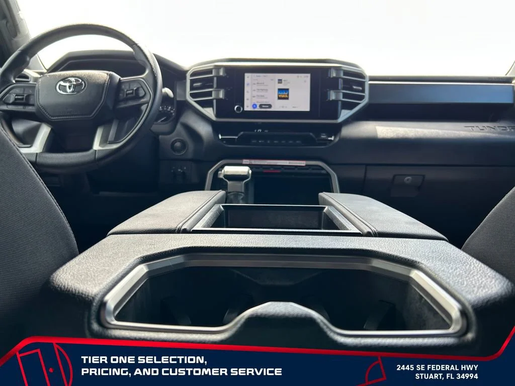 Used 2025 White Toyota SR5 image 15