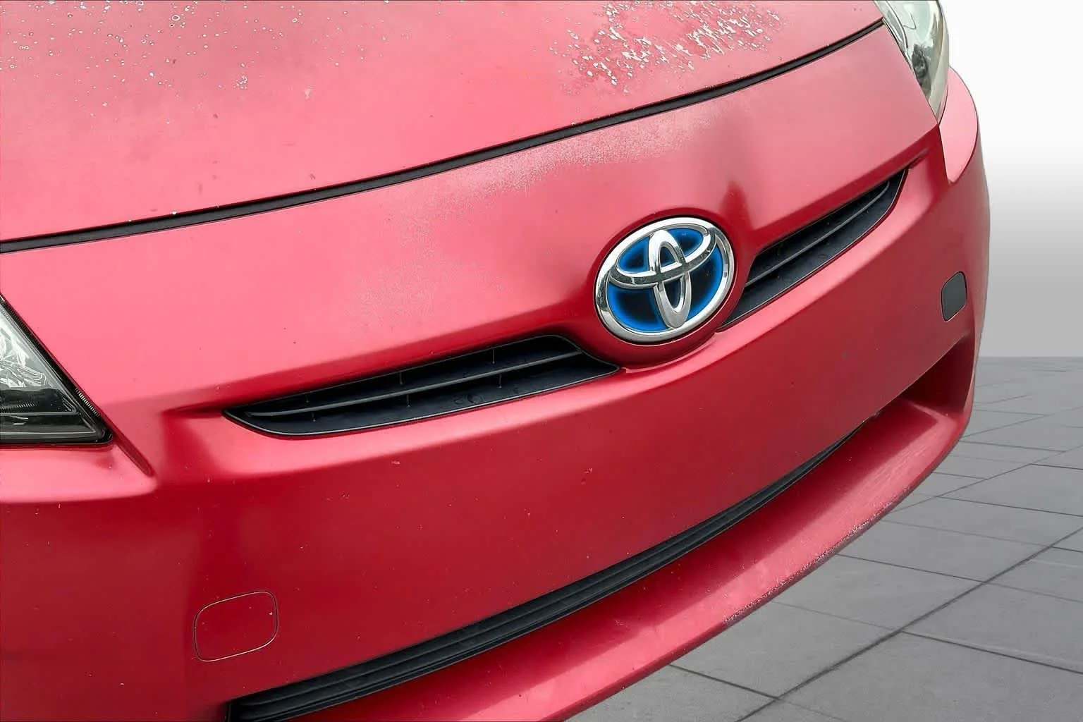 Used 2010 Barcelona Red Metallic Toyota III image 29