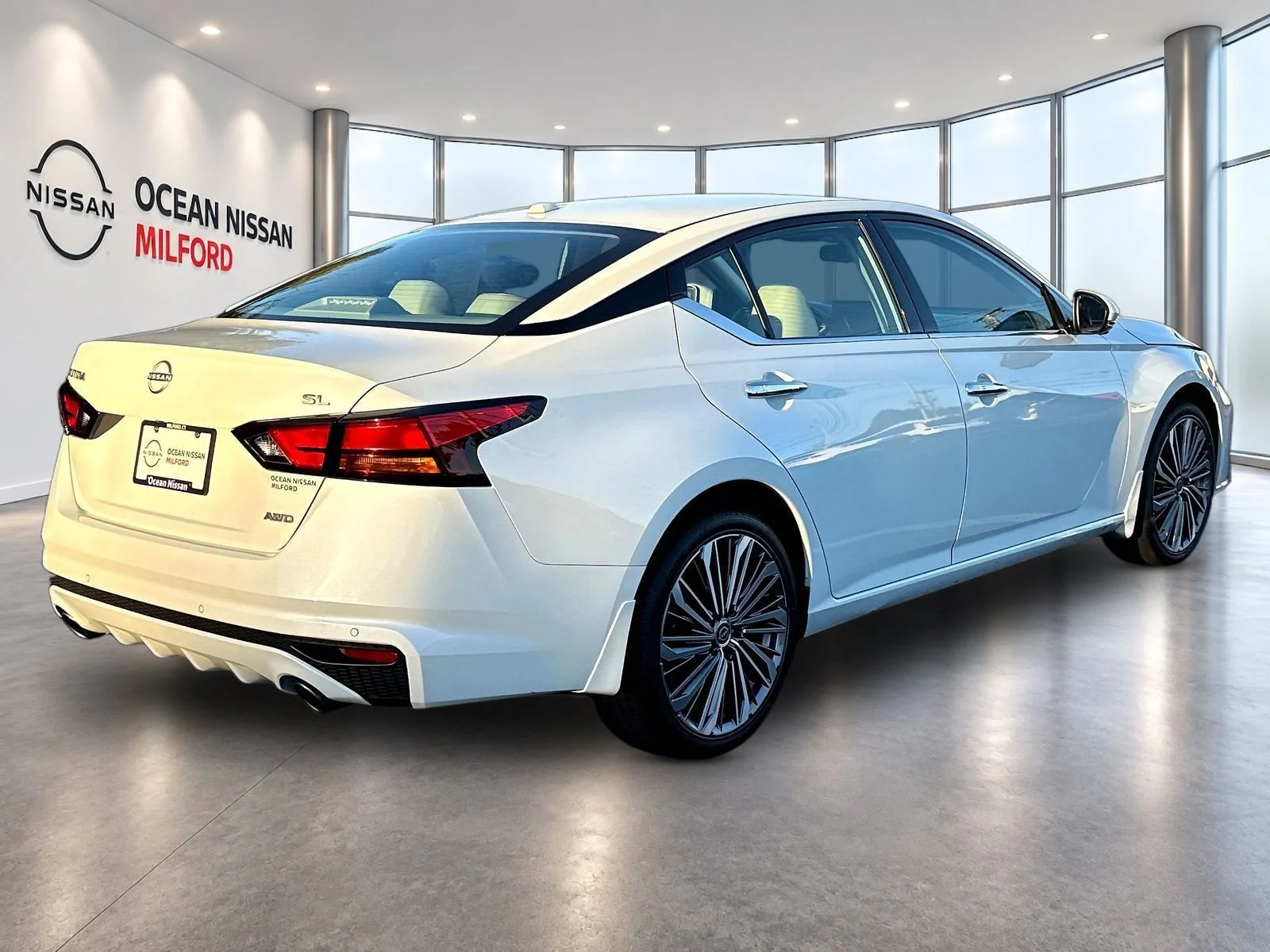 Certified Used 2024 Pearl White Nissan 2.5 SL image 5