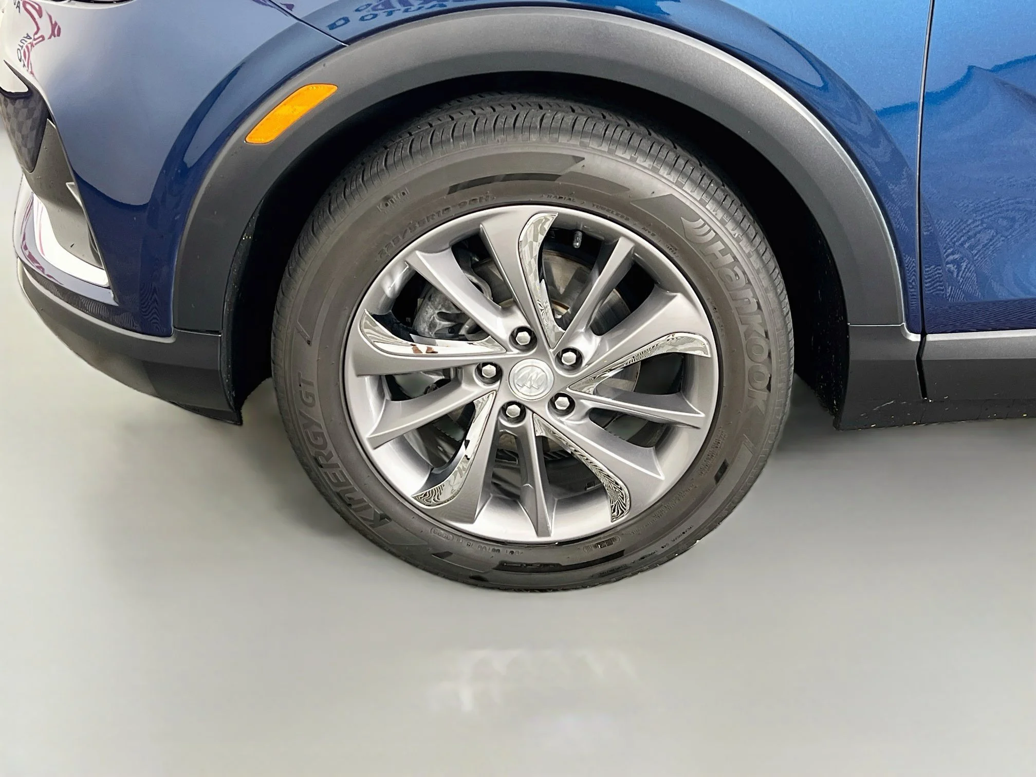 Used 2020 Deep Azure Metallic Buick ESSENCE image 12