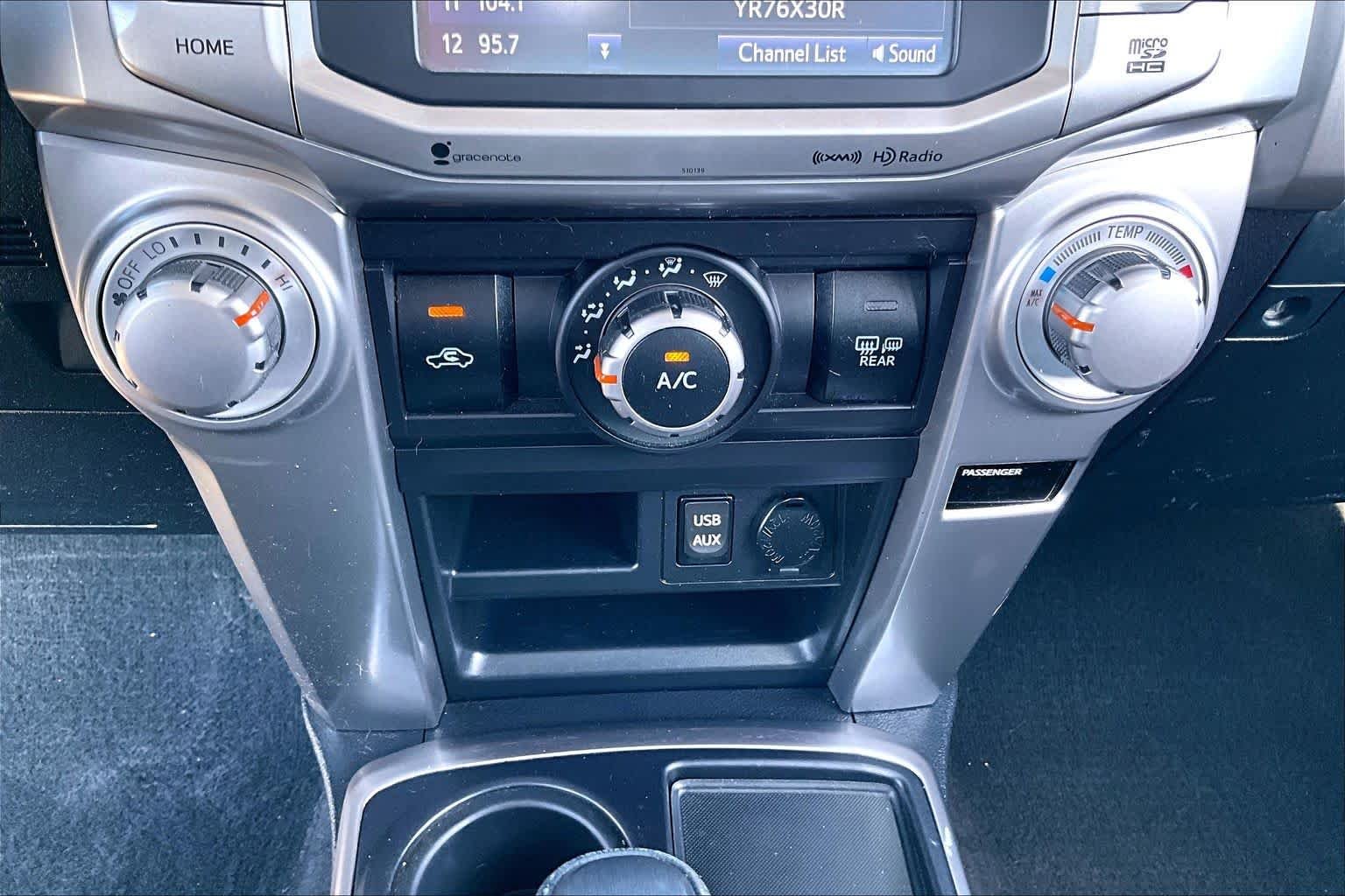Used 2016 Magnetic Gray Metallic Toyota SR5 image 33