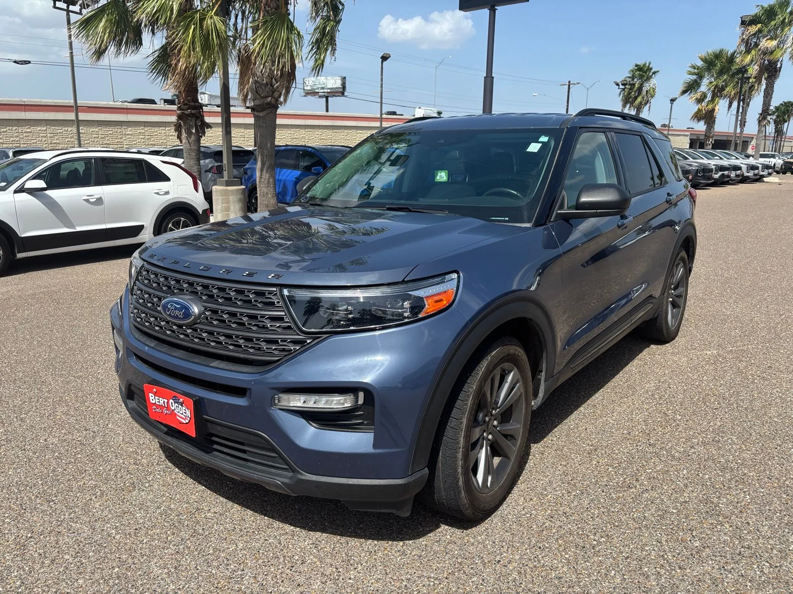 Used 2021 Blue Ford XLT image 3