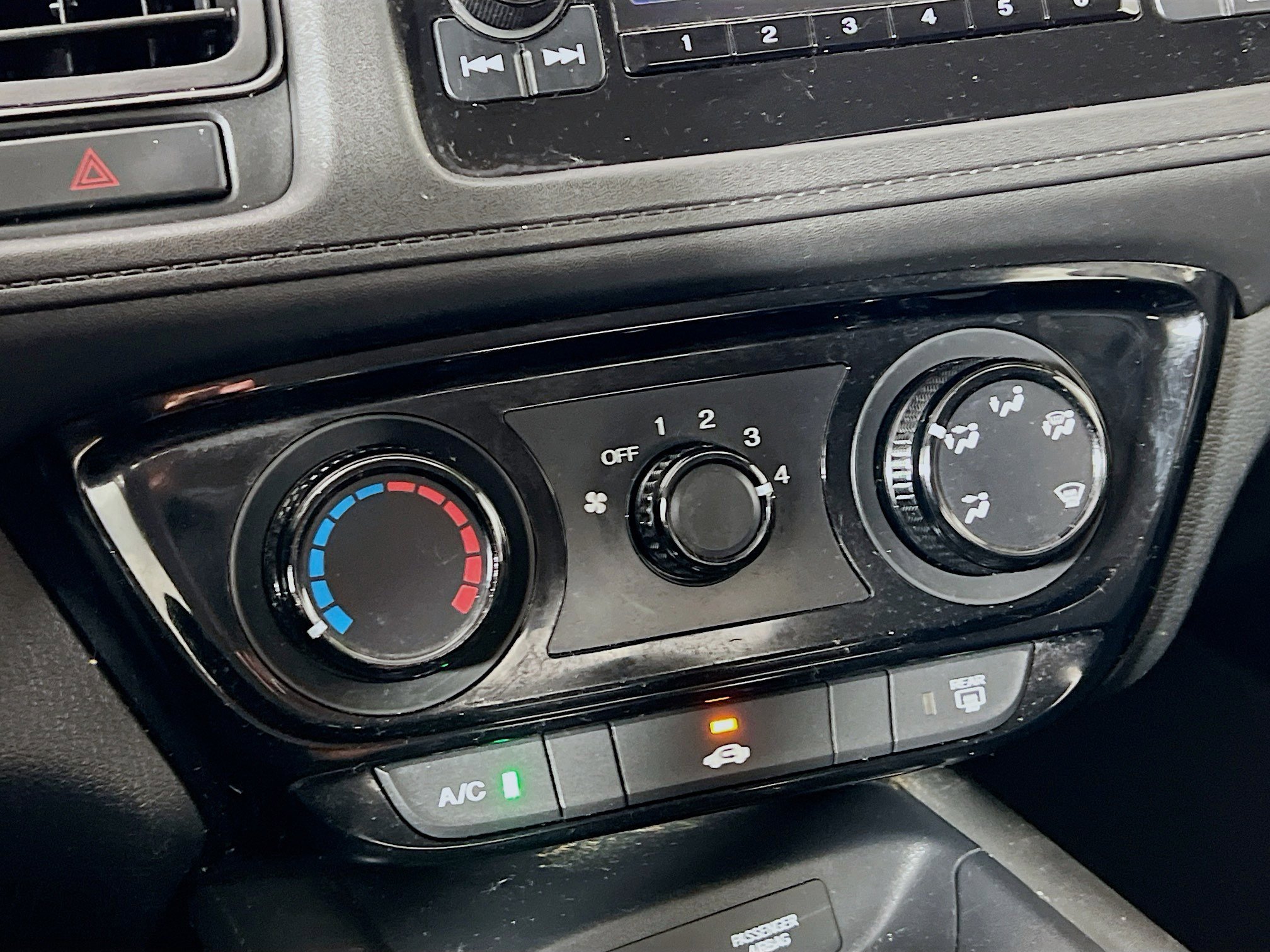 Used 2017 PURPLE Honda LX image 17