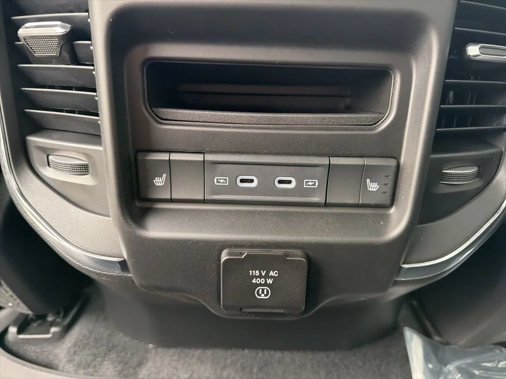 New 2026 Bright White Clear-Coat Exterior Paint RAM Laramie image 18