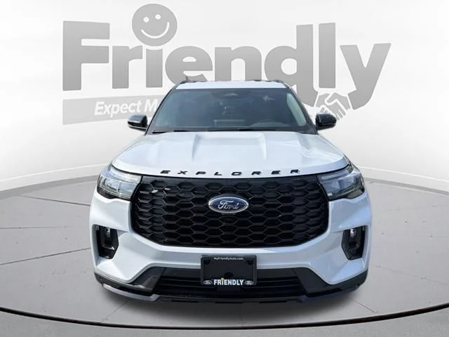 New 2026 Space White Metallic Ford ST-Line image 12