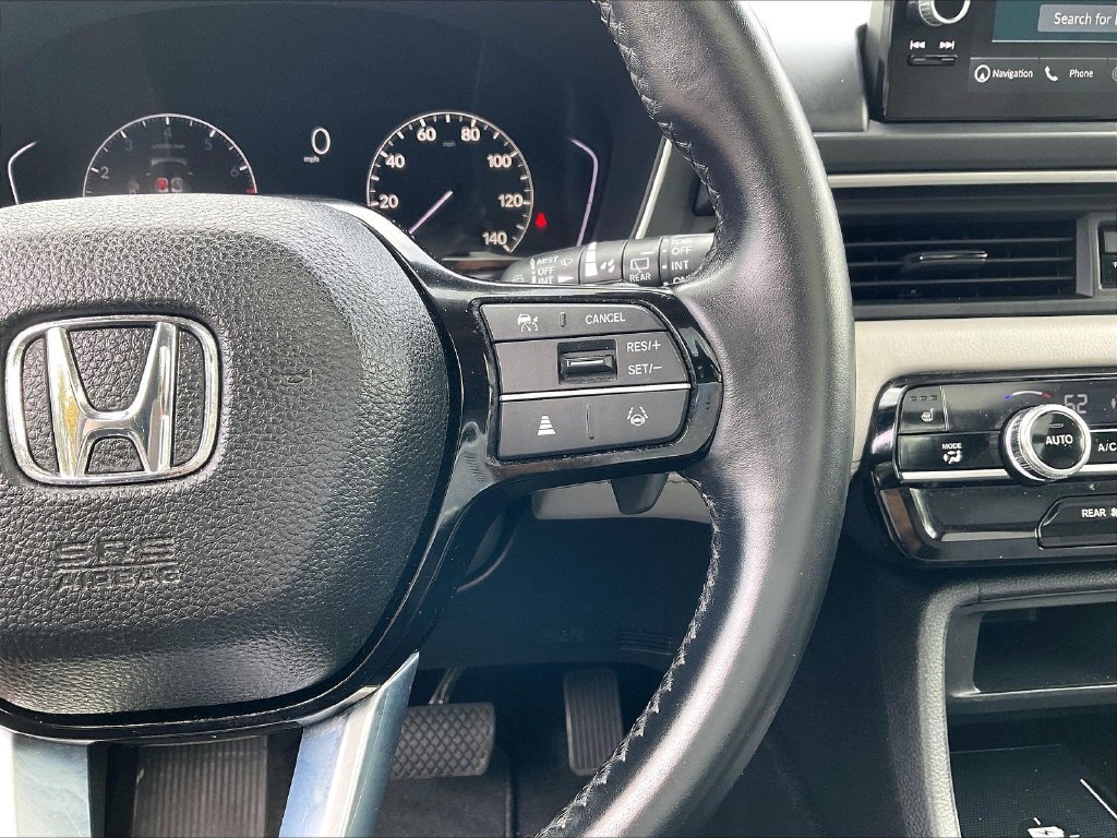 Used 2024 Silver Honda Touring image 25