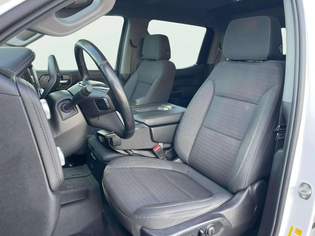 Used 2021 Summit White GMC Elevation image 21