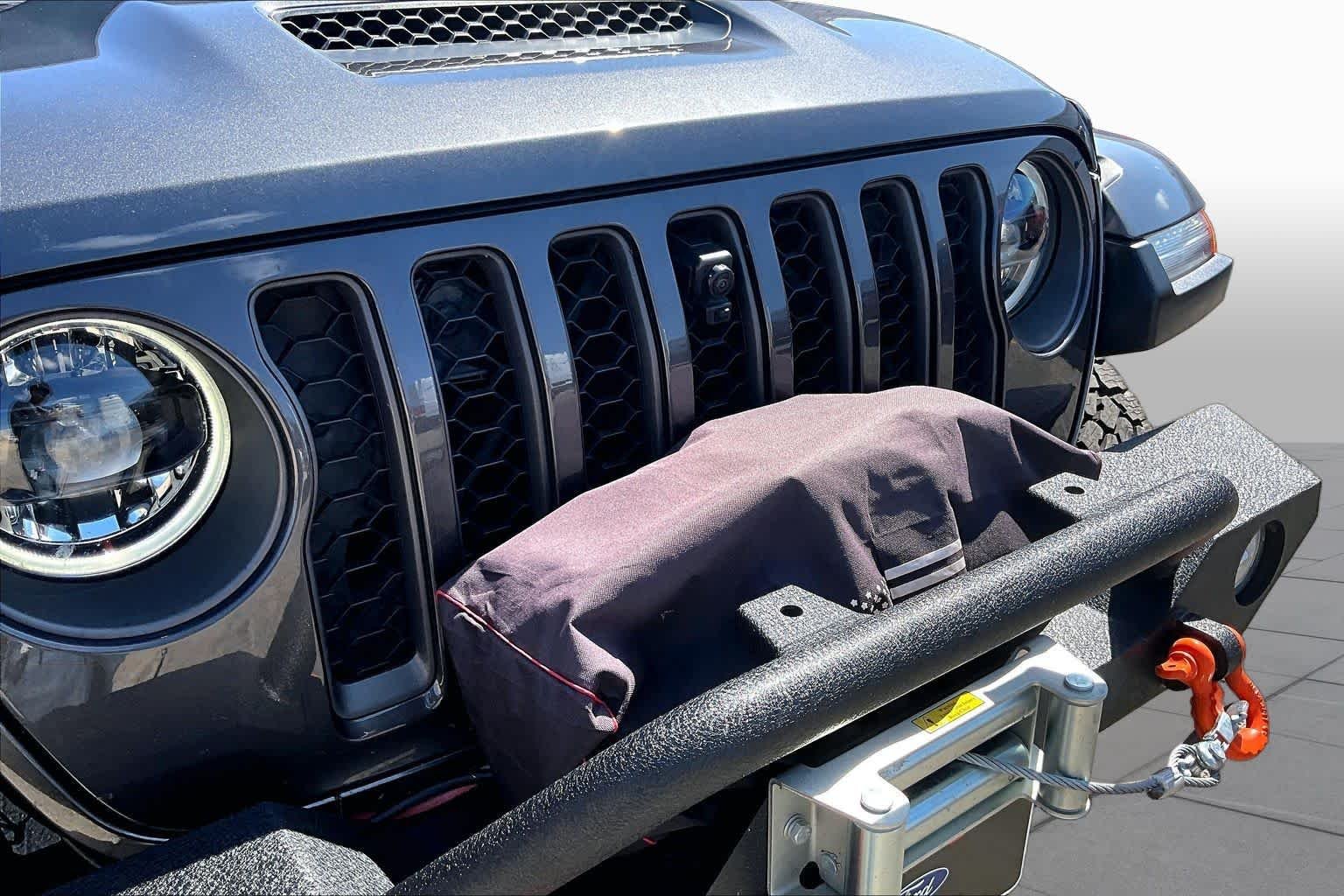 Certified Used 2023 Granite Crystal Clearcoat Metallic Jeep Mojave image 30