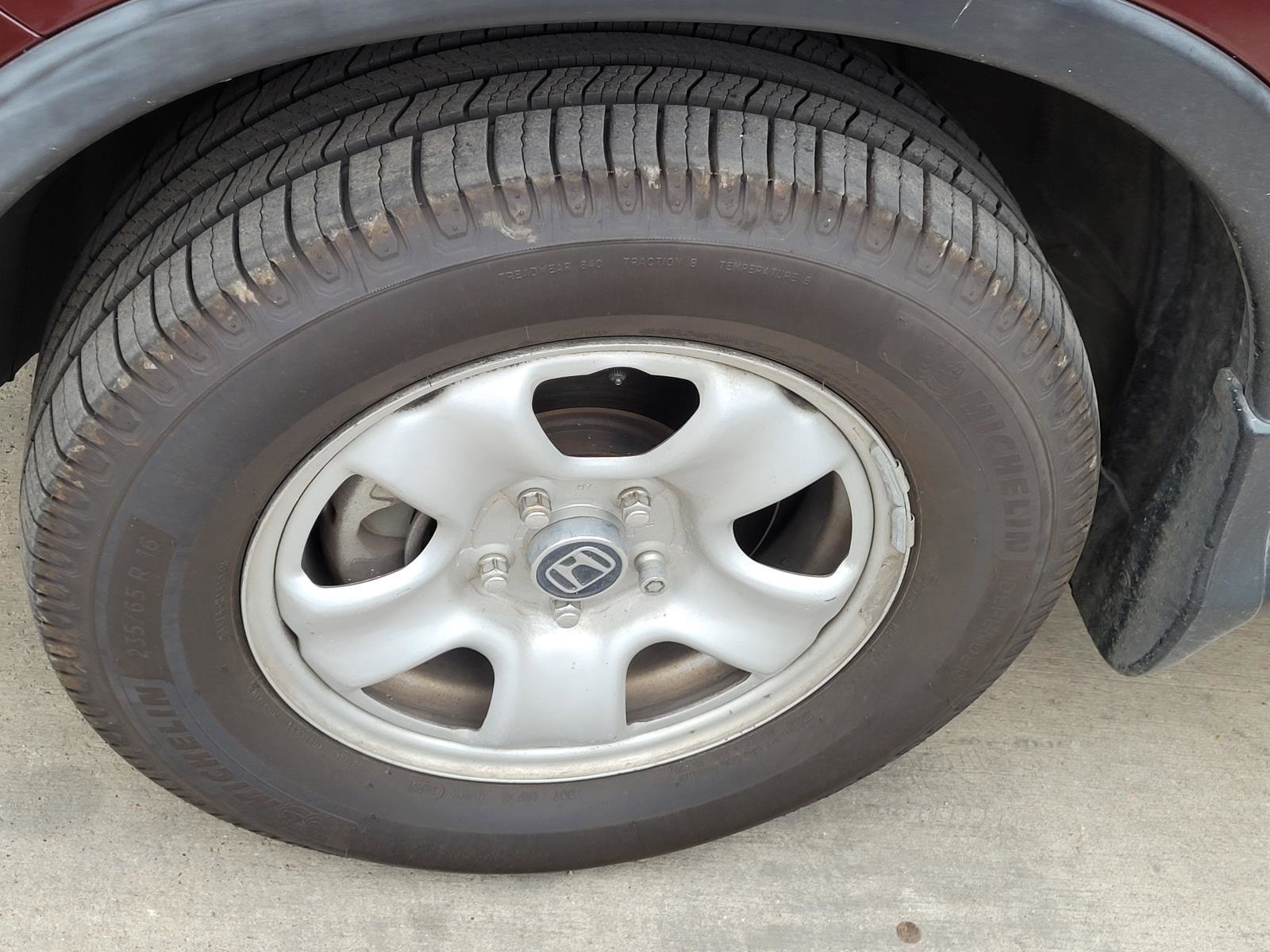 Used 2015  Honda LX image 2