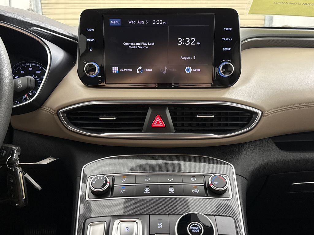 2023 Hyundai Santa Fe SE - Photo 19