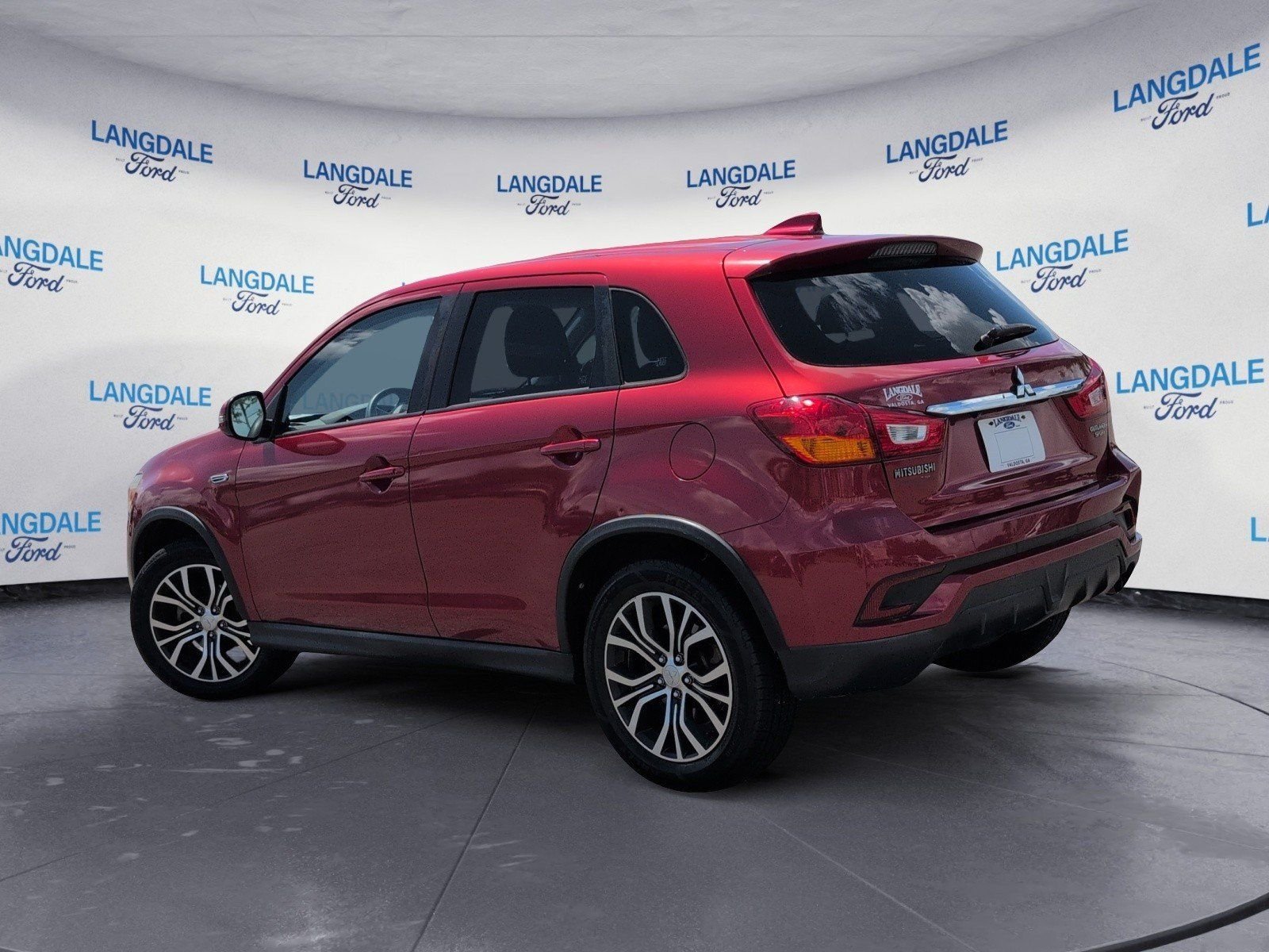 Used 2019 Rally Red Metallic Mitsubishi 2.0 ES image 9