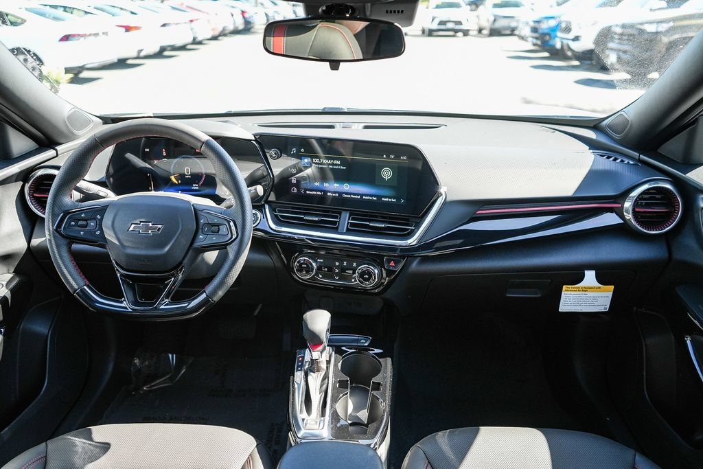 2026 Chevrolet Trax RS - Photo 11
