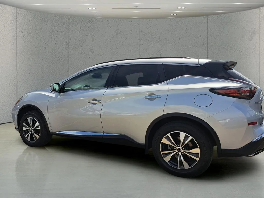 Used 2023 Silver Nissan SV image 6