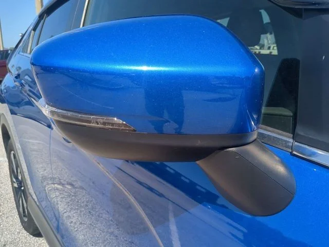Certified Used 2024 Lightning Blue Metallic Mitsubishi SE image 12