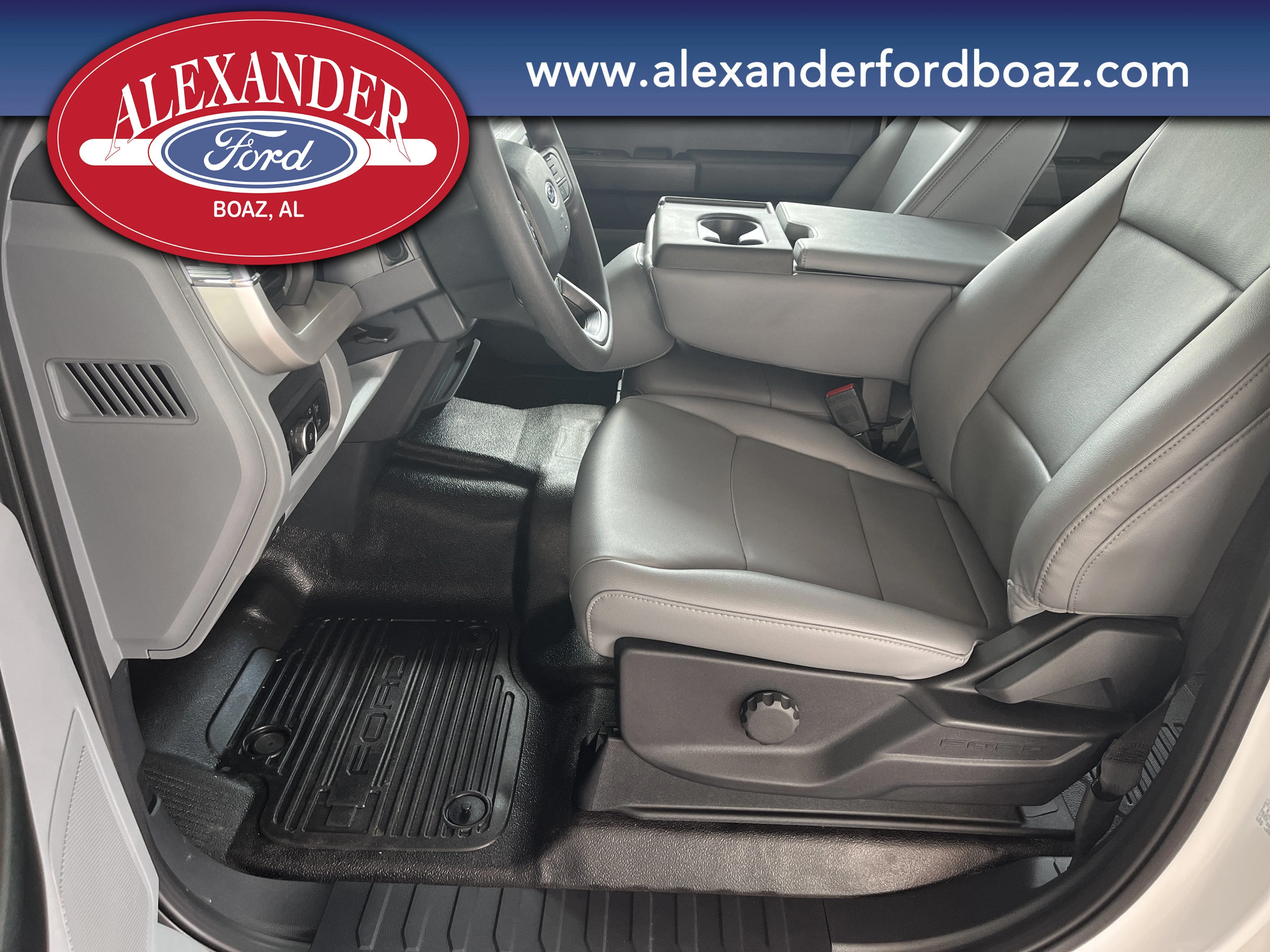 New 2026 Oxford White Ford F-250® XL image 12