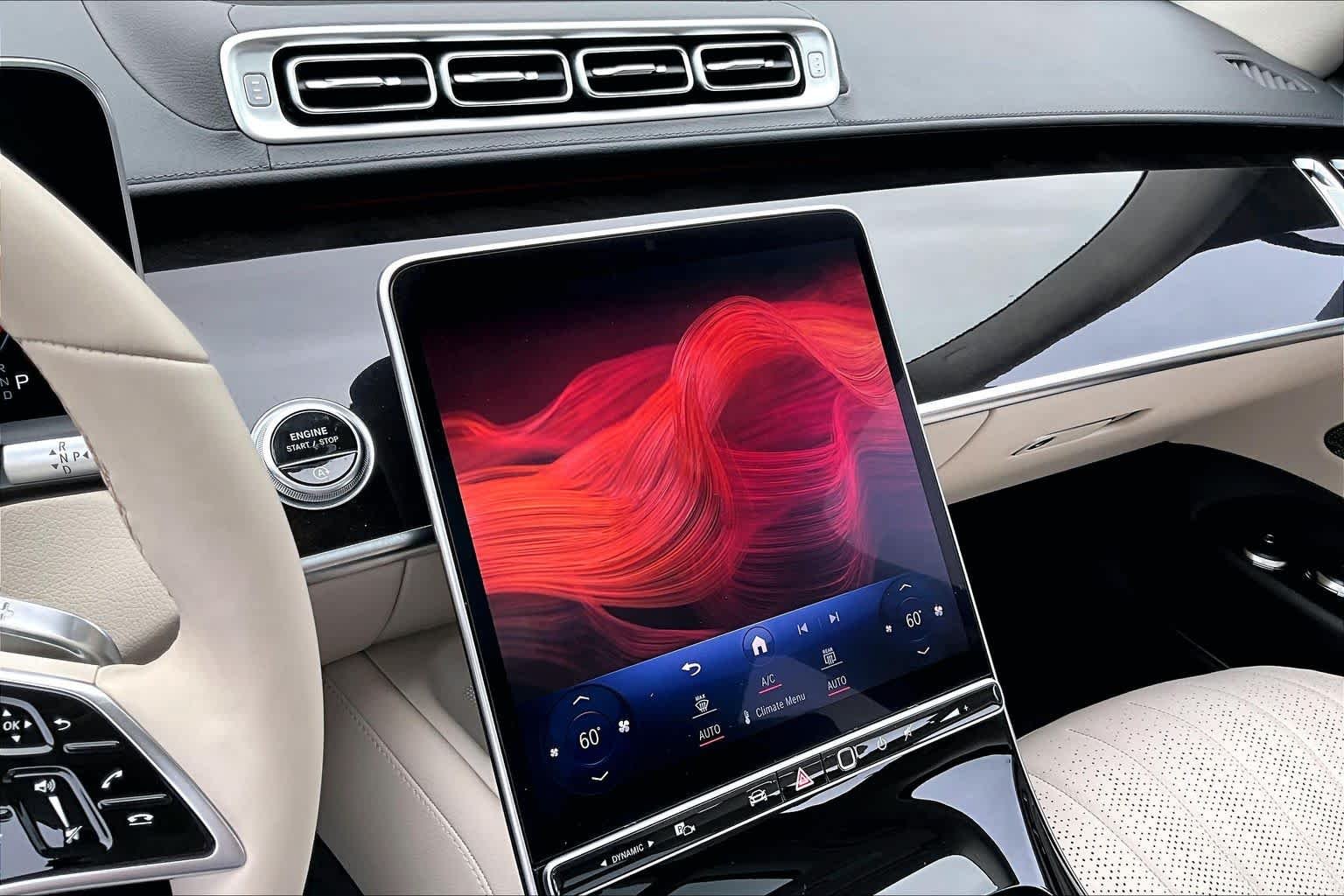 Used 2023 MANUFAKTUR Diamond White Mercedes-Benz S 500 image 36