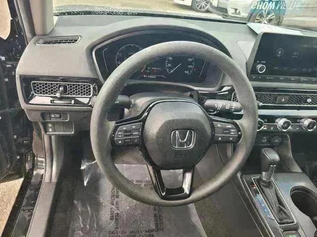 Used 2024  Honda LX image 30