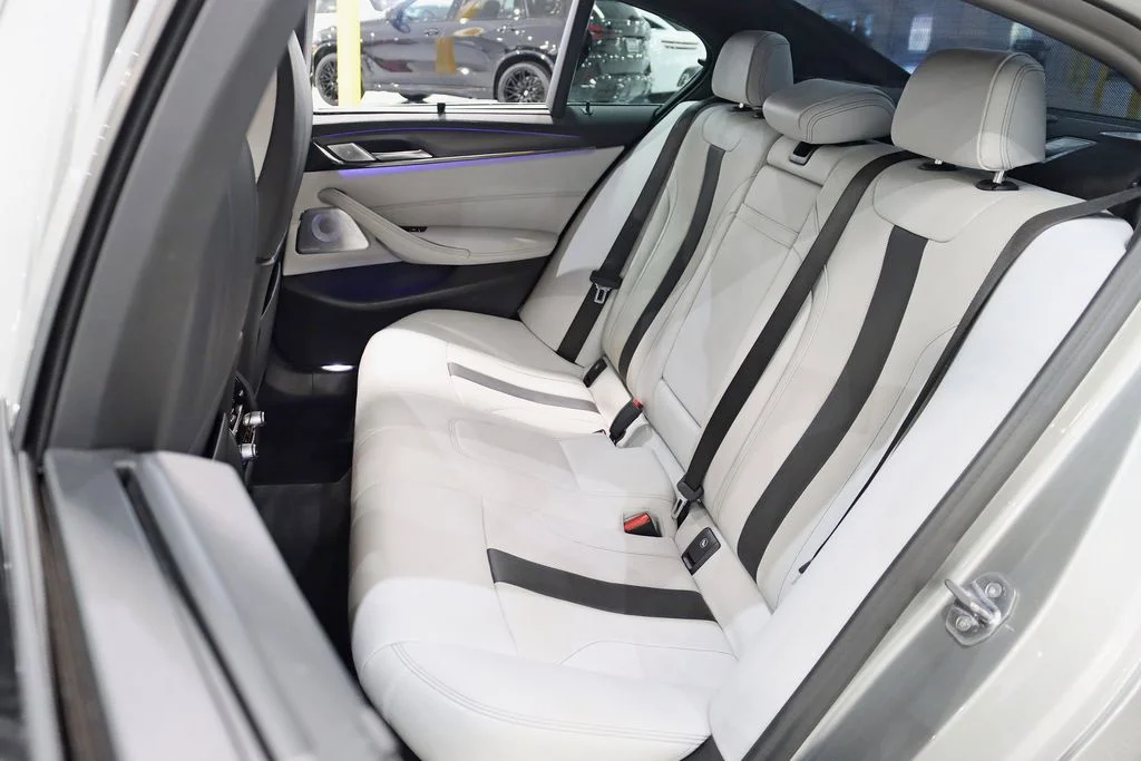 Used 2019 Gray BMW  image 35