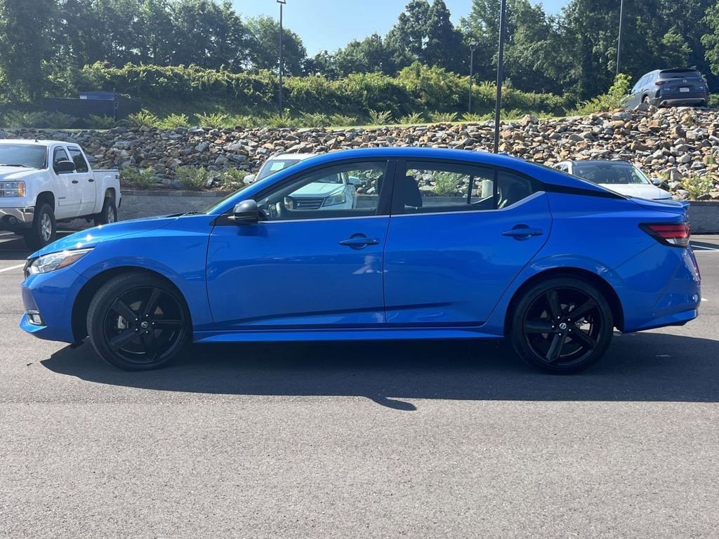 Used 2022 Blue Nissan SR image 6